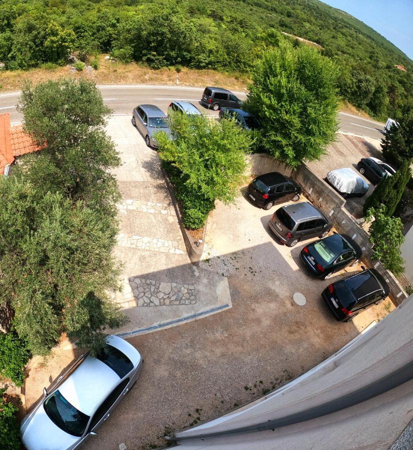 Apartments Adriatic 3 Selce Buitenkant foto